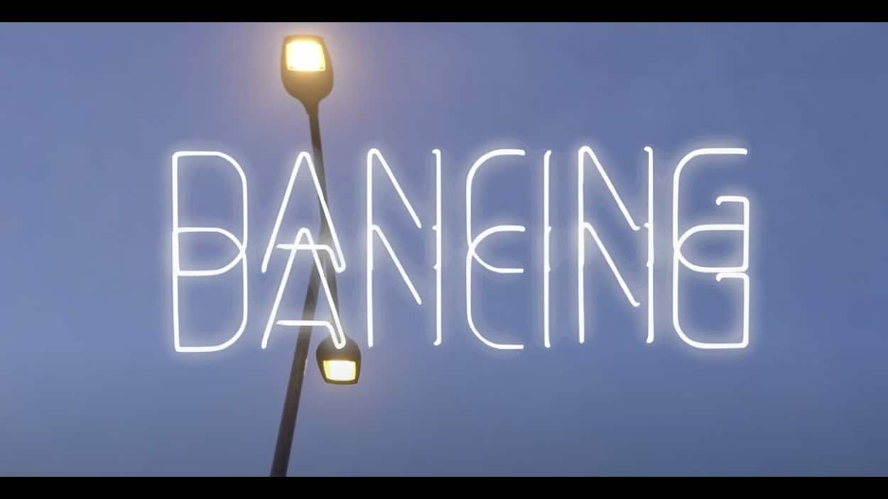 Dancing par la féline